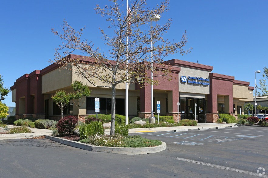 340 E Yosemite Ave, Merced, CA for sale - Building Photo - Image 1 of 1