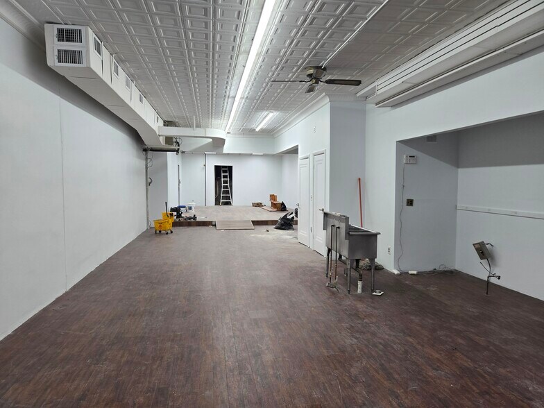 508 Broad Ave, Ridgefield, NJ à louer - Photo du bâtiment - Image 3 de 9