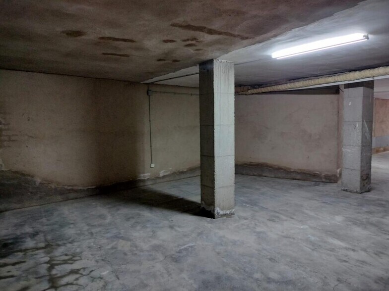 Immeuble residentiel dans Cuenca, Cuenca à vendre - Photo intérieure - Image 2 de 4