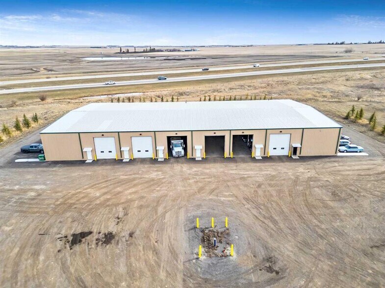 96186 434 Ave E, Aldersyde, AB à vendre - Photo du bâtiment - Image 1 de 1