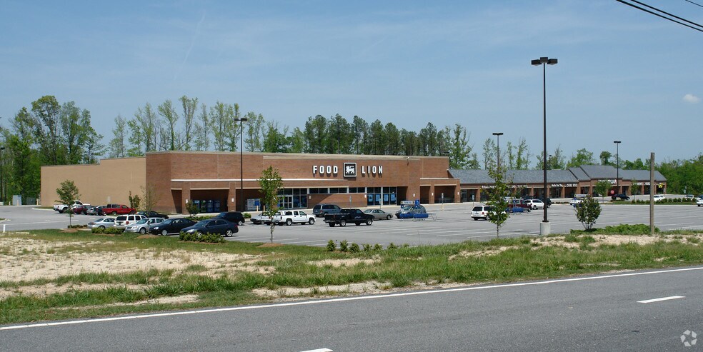 2151-2173 Wilton Ave, Creedmoor, NC à louer - Photo du bâtiment - Image 2 de 6