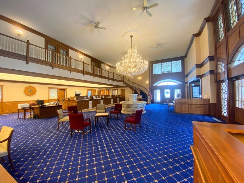 121 E Fifth St, Storm Lake, IA à louer - Hall d’entrée - Image 2 de 21