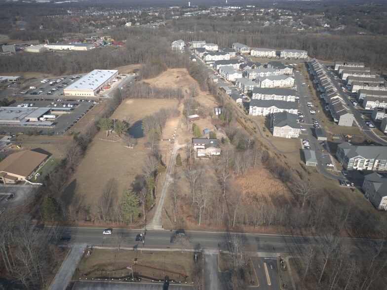 2060 Briggs Rd, Mount Laurel, NJ for sale - Building Photo - Image 2 of 2