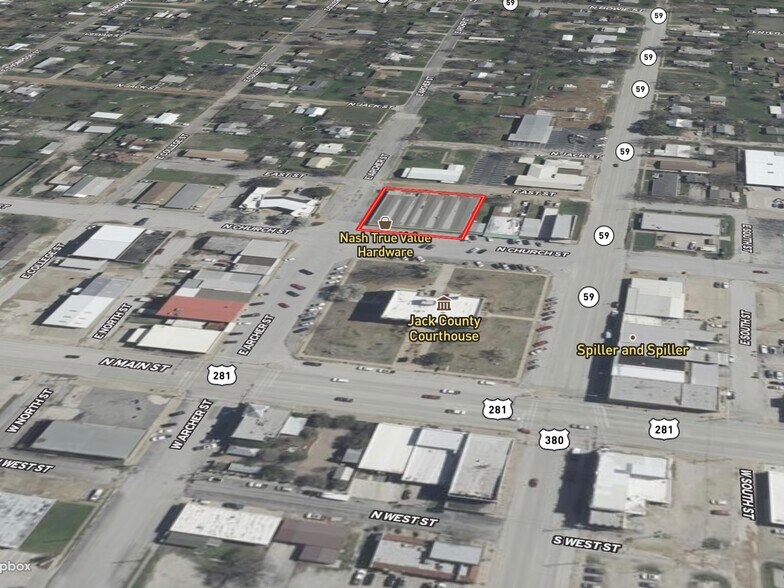 128 N Church St, Jacksboro, TX à vendre - Photo du bâtiment - Image 3 de 16