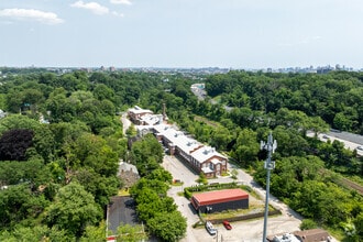 3300 Clipper Mill Rd, Baltimore, MD - AERIAL  map view