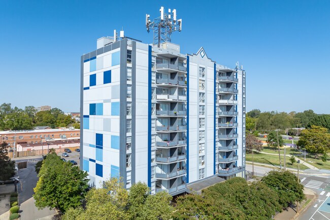 More details for 750 Adams Ave, Memphis, TN - Multifamily for Sale