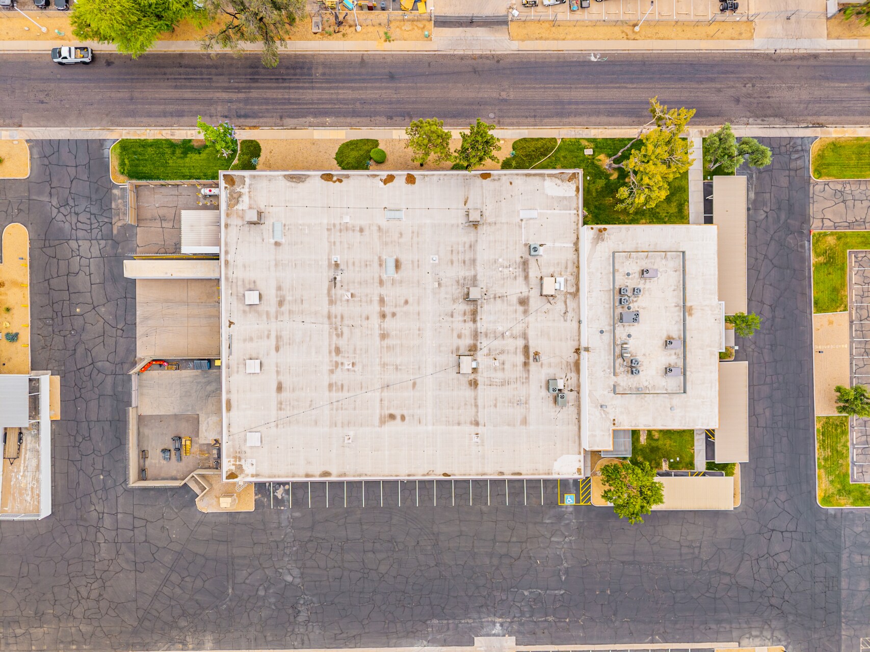 230 N 48th Ave, Phoenix, AZ à louer Photo du bâtiment- Image 1 de 22