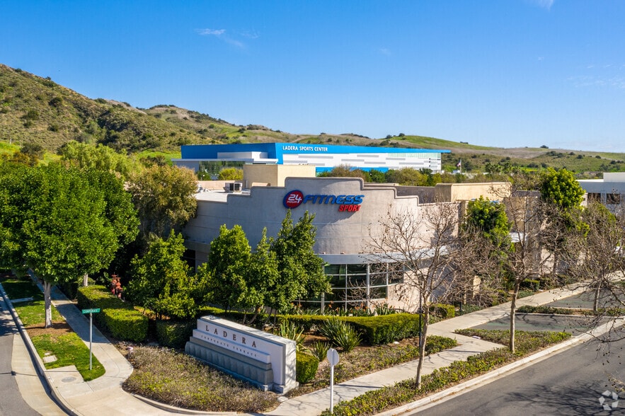 200 Corporate Dr, Ladera Ranch, CA for lease - Building Photo - Image 2 of 8