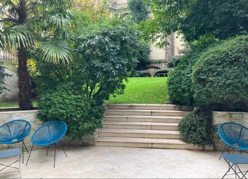 Office in Paris for lease - Building Photo - Image 3 of 4