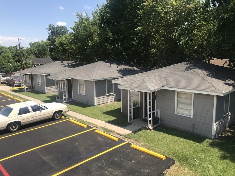 2718 Violet St, Pasadena, TX for sale - Building Photo - Image 3 of 13