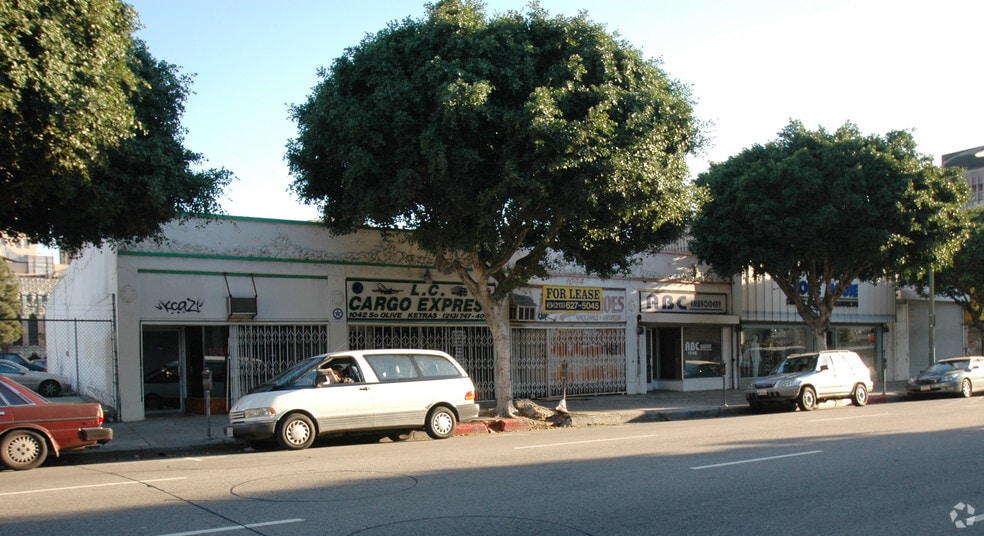 1040-1050 S Olive St, Los Angeles, CA for lease - Building Photo - Image 2 of 42