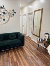 501 Goodlette Rd N, Naples, FL for lease Lobby- Image 2 of 5