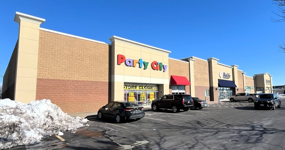 10853-10865 Lincoln Trl, Fairview Heights, IL for lease - Building Photo - Image 3 of 8