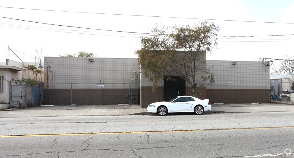 147-155 Mission Rd, Los Angeles, CA à louer - Photo du bâtiment - Image 3 de 4