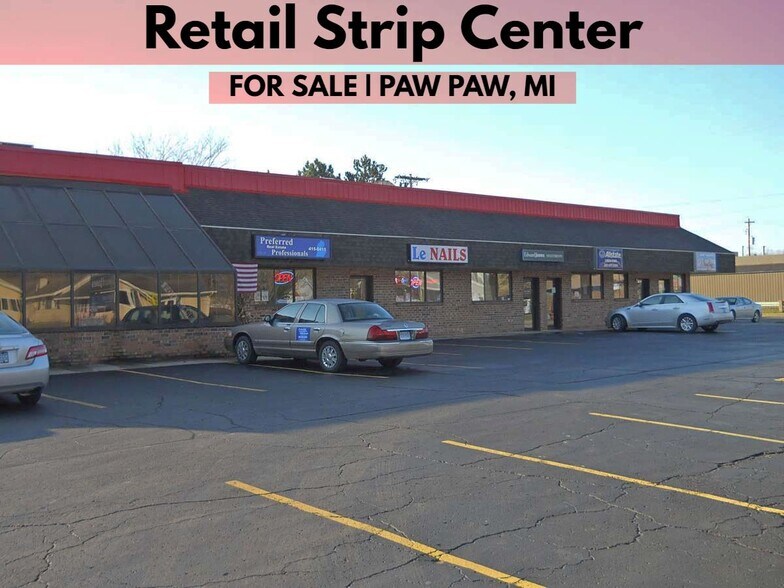 207-221 W Michigan Ave, Paw Paw, MI à louer - Photo du bâtiment - Image 2 de 7