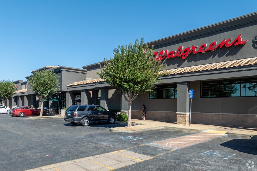 23882-23958 Hesperian Blvd, Hayward, CA for lease - Building Photo - Image 2 of 3