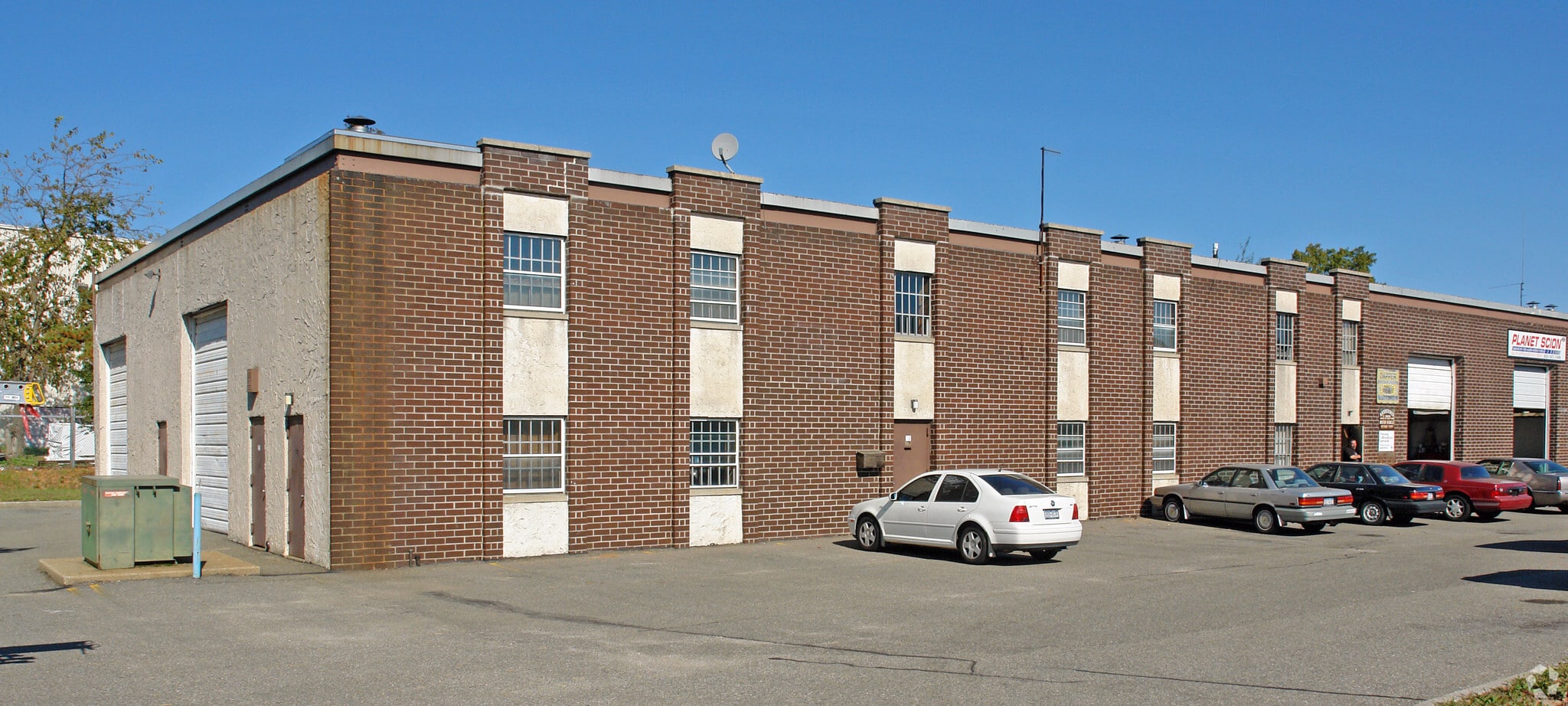 29-35 Jules Ct, Holbrook, NY à louer Photo principale- Image 1 de 3