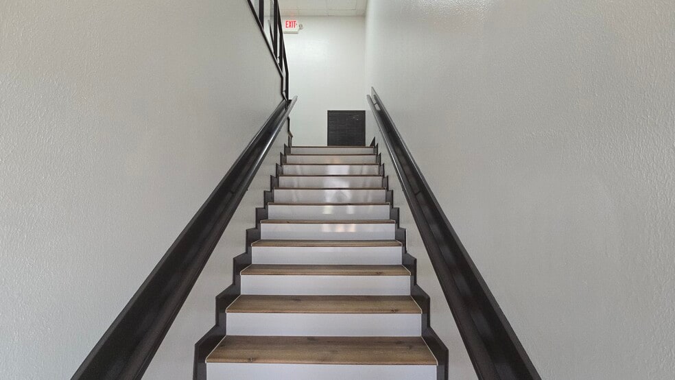 3409 Spencer Hwy, Pasadena, TX for lease - Building Photo - Image 3 of 29