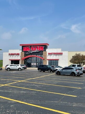 Plus de détails pour 5946 Grape Rd, Mishawaka, IN - Commerce de détail à vendre