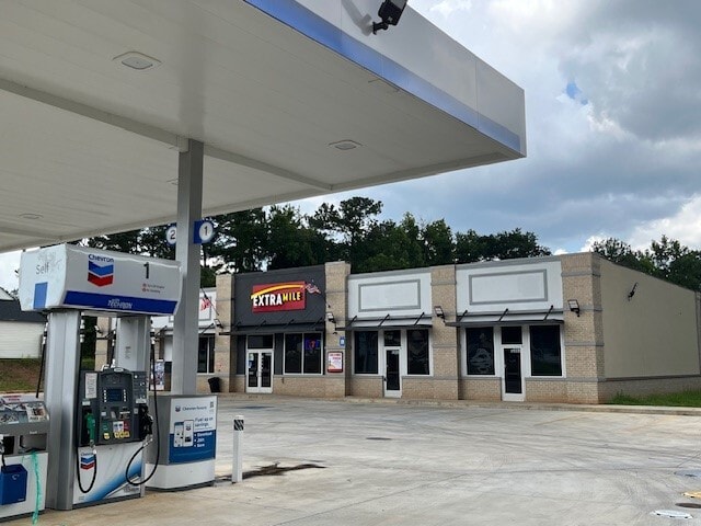 2062 Watson Blvd, Warner Robins, GA for lease - Building Photo - Image 3 of 5