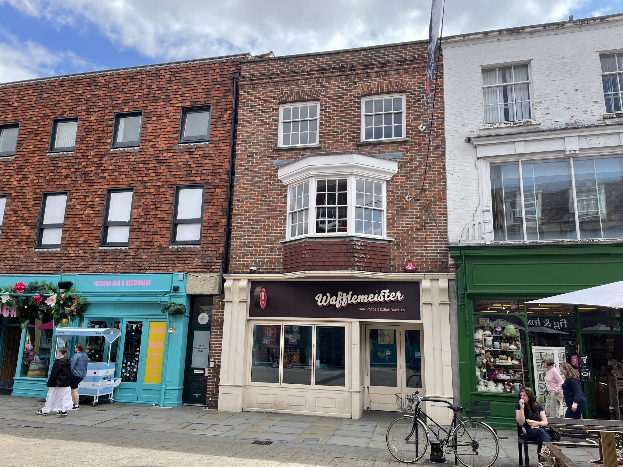 25 High St, Salisbury for sale Building Photo- Image 1 of 4