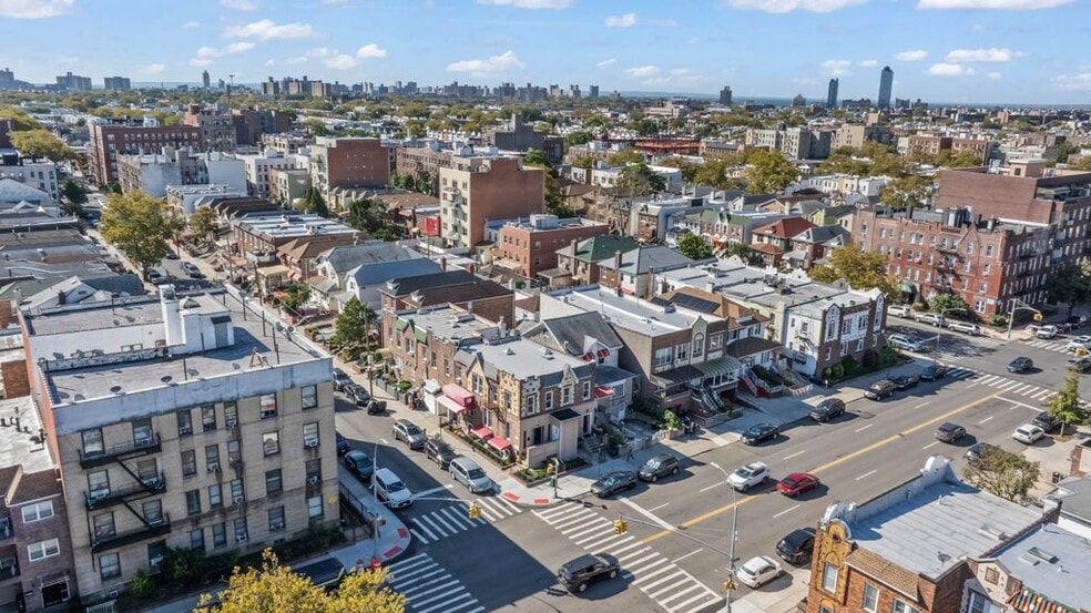 248 Avenue P, Brooklyn, NY for sale - Building Photo - Image 3 of 57