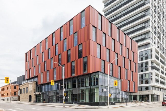 Plus de détails pour 6 Booth St, Ottawa, ON - Commerce de détail à louer