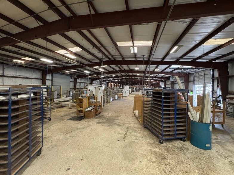 16261 Hollister St, Houston, TX for lease - Building Photo - Image 2 of 43