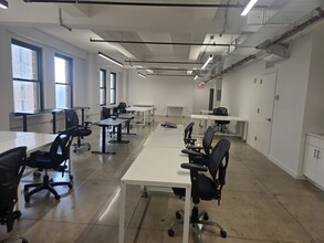 225 Broadway, New York, NY for lease Interior Photo- Image 2 of 5