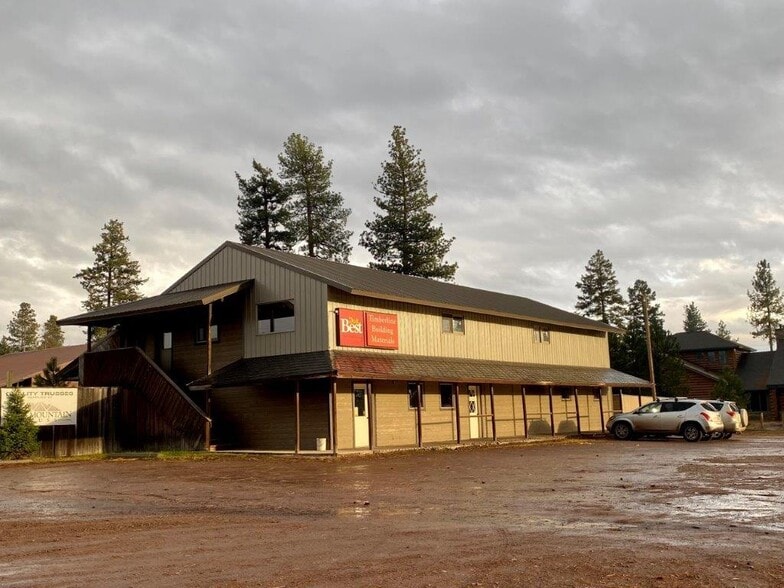 3096 Highway 83, Seeley Lake, MT for sale - Primary Photo - Image 1 of 3