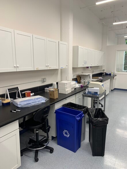 665 3rd St, San Francisco, CA à louer - Photo intérieure - Image 2 de 10