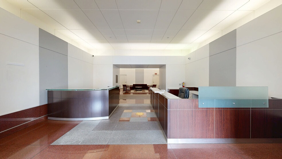 525 N Brand Blvd, Glendale, CA for lease - Matterport 3D Scan - Image 3 of 18