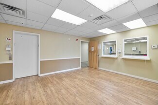 Plus de détails pour 1027 Pompton Ave, Cedar Grove, NJ - Bureau/Médical à louer