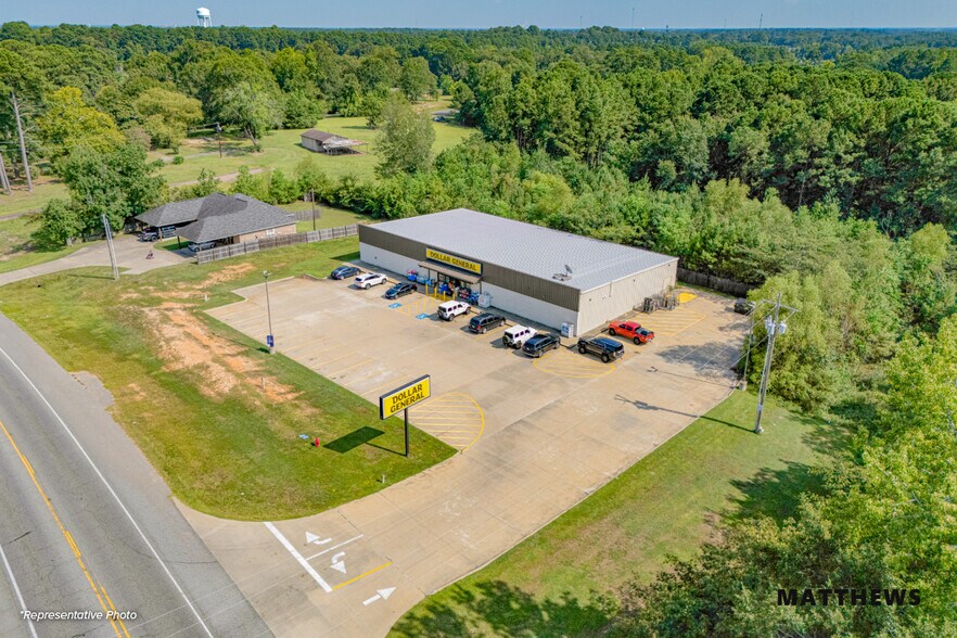 1 Stewart St, Dolgeville, NY à vendre - Photo du bâtiment - Image 2 de 3