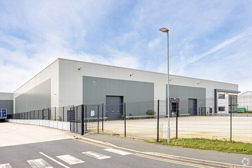D34 Wheatley Hall Rd, Doncaster à louer - Photo du bâtiment - Image 3 de 18