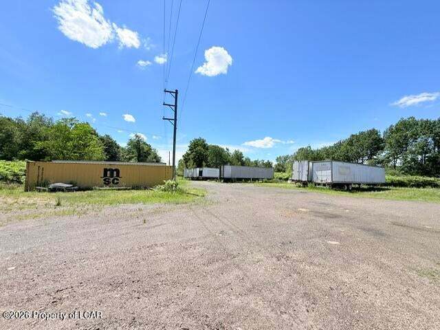 30 Lauren ln, Hazle Township, PA à vendre - Photo du bâtiment - Image 2 de 42