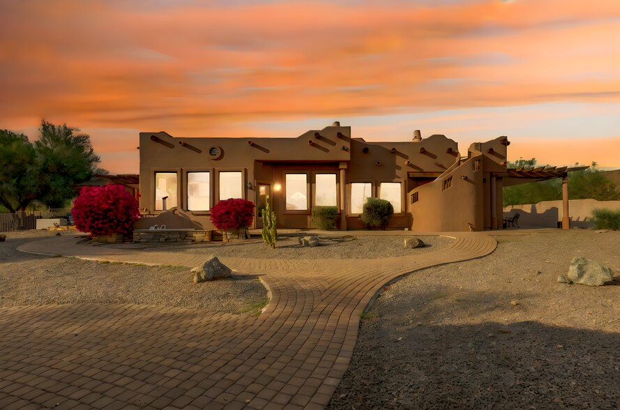 10027 E Hillview St, Mesa, AZ à vendre - Photo du bâtiment - Image 1 de 64