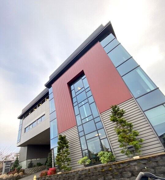 340 Vista Ave SE, Salem, OR à louer - Photo du bâtiment - Image 3 de 8