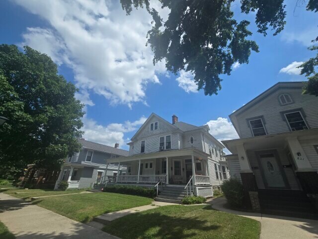 817 W Wayne St, Fort Wayne, IN à vendre - Photo du bâtiment - Image 2 de 15