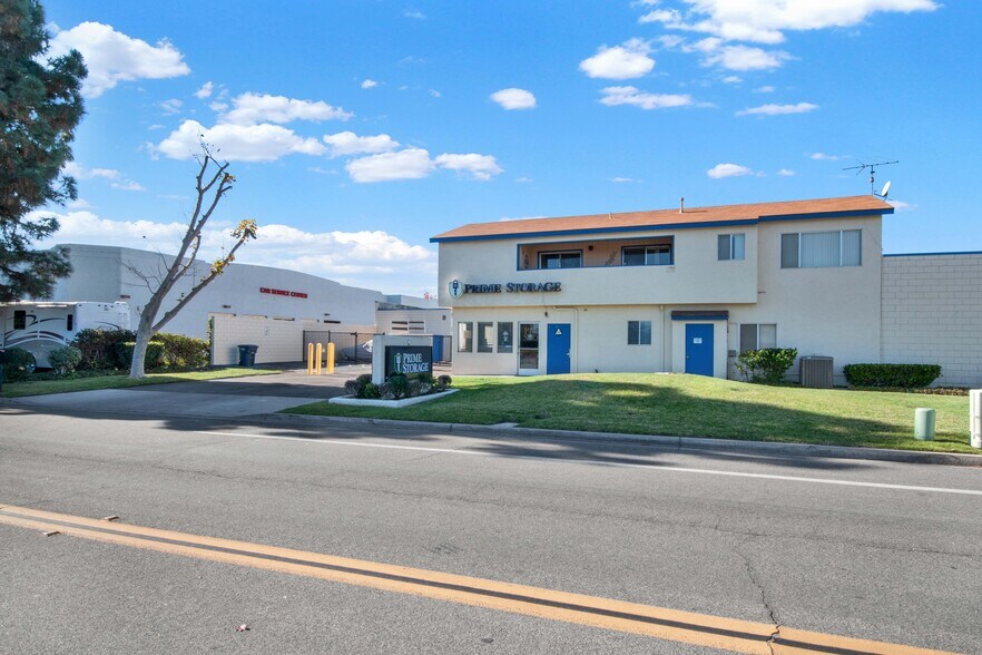 560 S Pacific St, San Marcos, CA à louer - Photo du bâtiment - Image 3 de 3