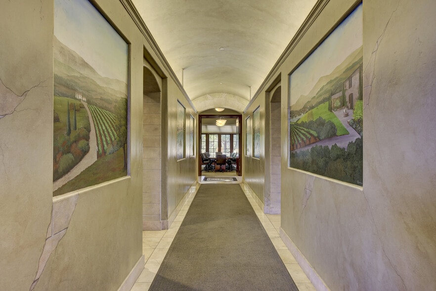 140 Diamond Creek Pl, Roseville, CA for lease - Interior Photo - Image 2 of 7