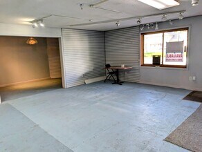33 Union City Rd, Prospect, CT for lease Interior Photo- Image 1 of 3
