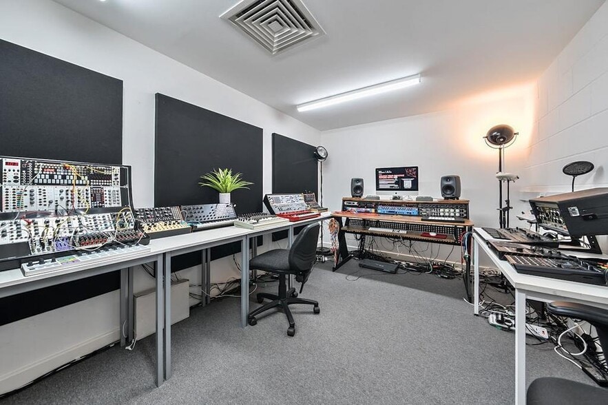 38-42 Brunswick St W, Hove à vendre - Photo du bâtiment - Image 3 de 8