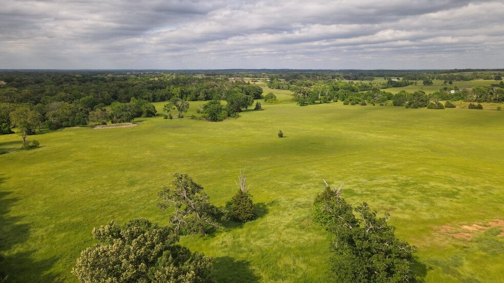 000 County Road 471, Blackfoot, TX for sale - Building Photo - Image 3 of 15