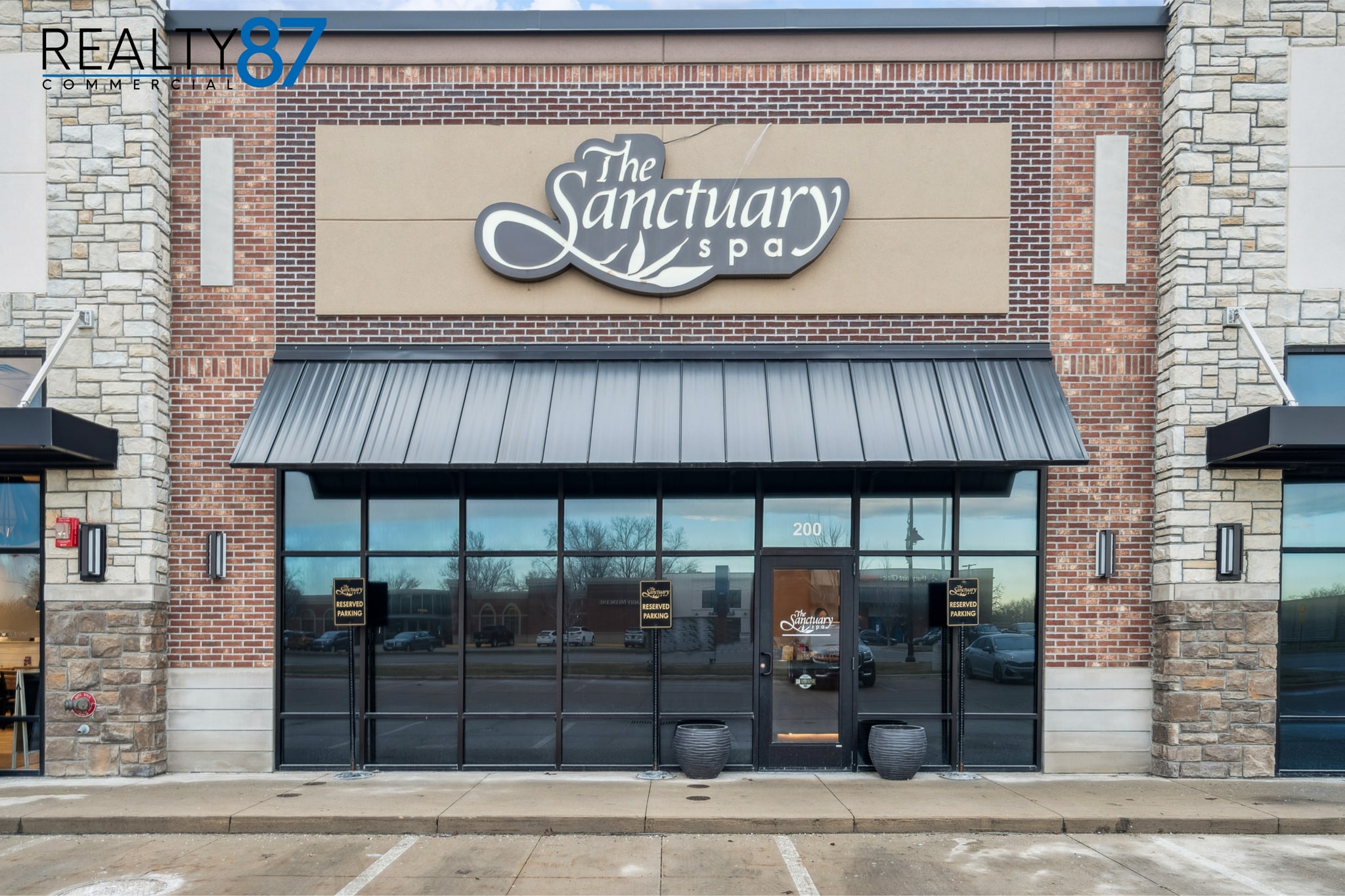 2931 7th Ave, Marion, IA for lease Primary Photo- Image 1 of 15