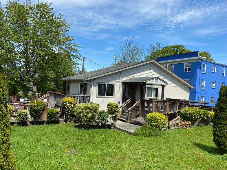 2605 E Cherry St, Seattle, WA à vendre - Photo du bâtiment - Image 3 de 34