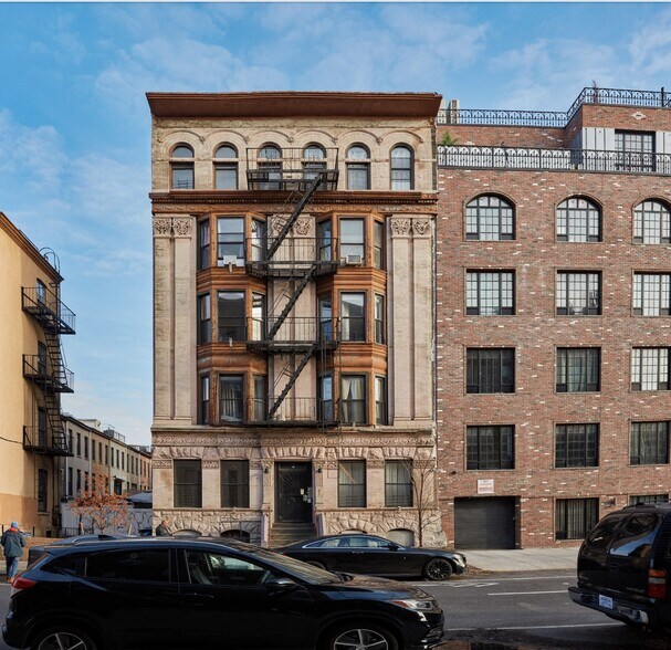 29 Brooklyn Ave, Brooklyn, NY à vendre - Photo du bâtiment - Image 3 de 5