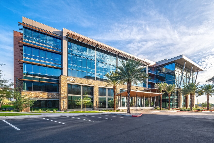 18655 N Claret Dr, Scottsdale, AZ for lease - Building Photo - Image 2 of 15