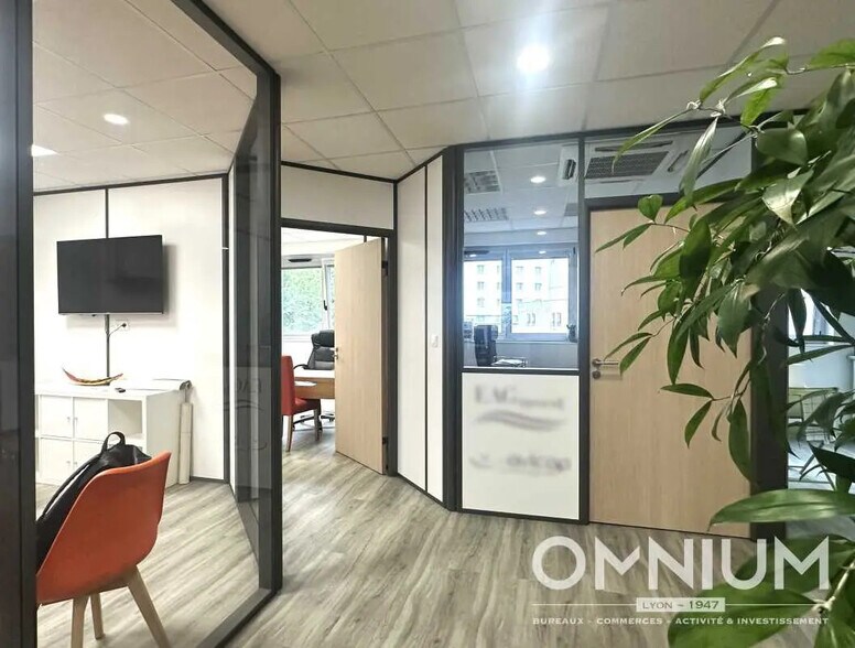 Bureau dans Caluire-et-Cuire à vendre - Photo intérieure - Image 3 de 18