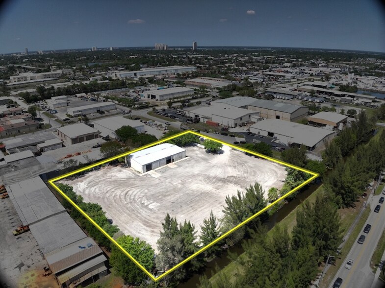4130 Wausau Rd, Fort Myers, FL à louer - Photo principale - Image 1 de 7